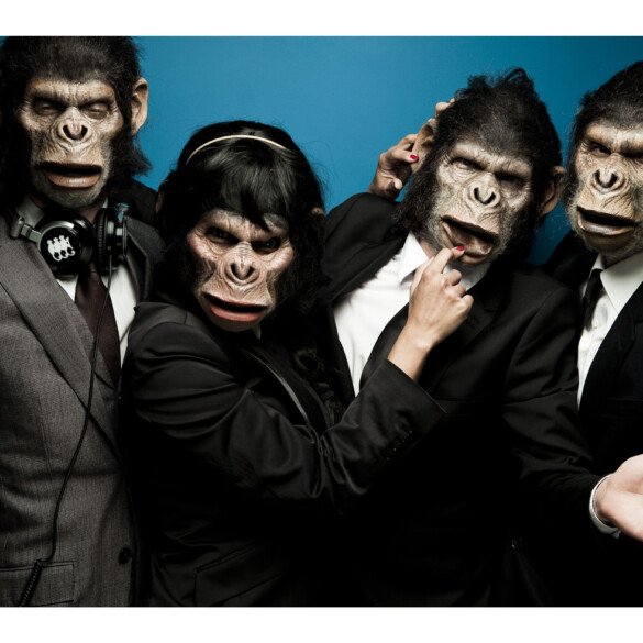 Les Monkey Crashers en mode hold-up festif