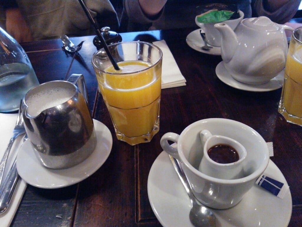 Brunchen bij Café du Rendez-Vous