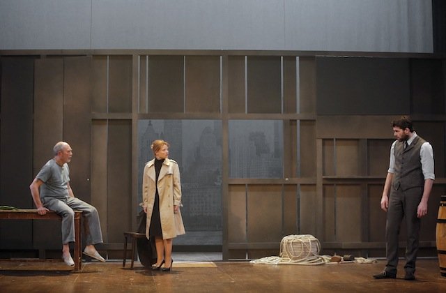 ANNA CHRISTIE (Jean Louis MARTINELLI) 2015 Escena de Anna Christie con Feodor Atkine, Mélanie Thierry y Stanley Weber en el Théâtre de l'Atelier.