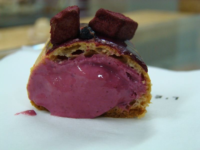 My favorite Parisian spots to enjoy eclairs and cream puffs