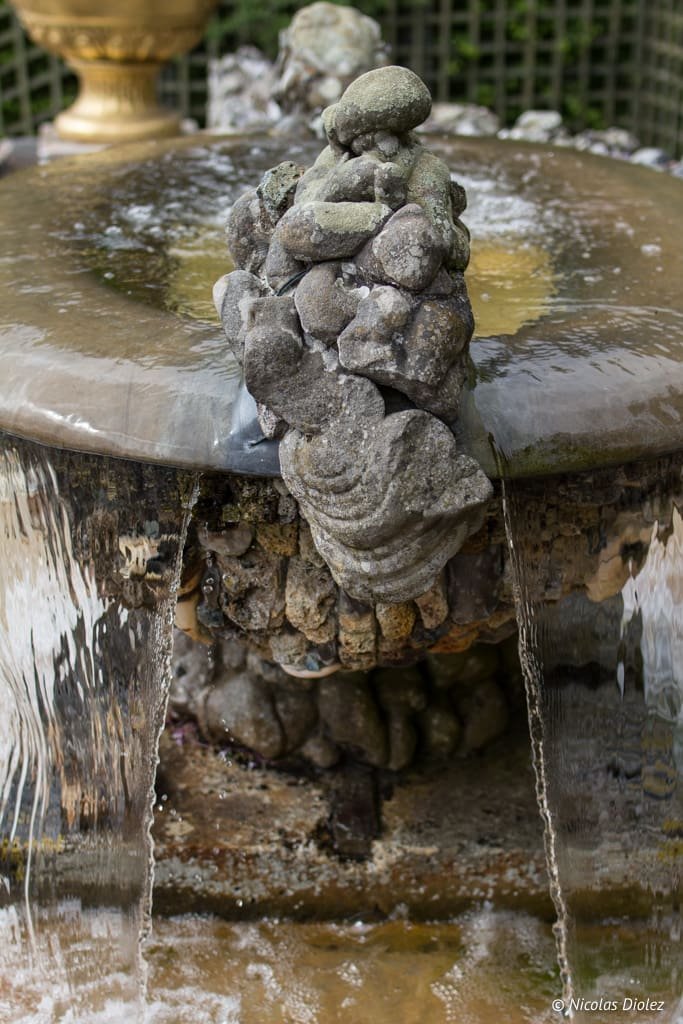 Sculpture en rocaille d'une fontaine du Parc de Versailles.