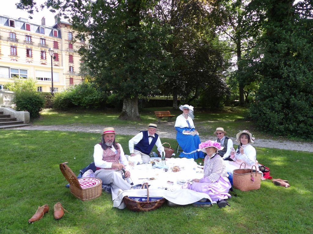 Fête Belle Epoque Bagnoles de l'Orne