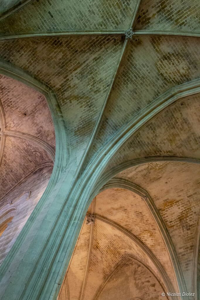 Gothic stone vault of the Saint-Émilion church, UNESCO heritage site.