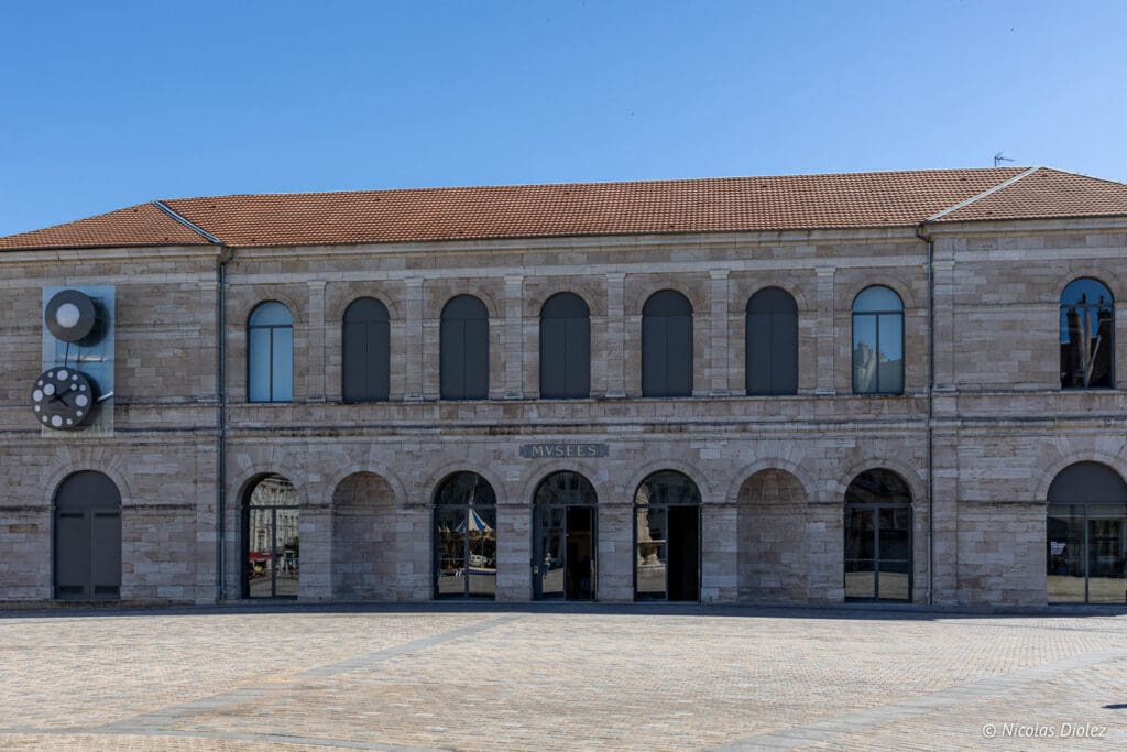 façade musée des Beaux-Arts de Besançon