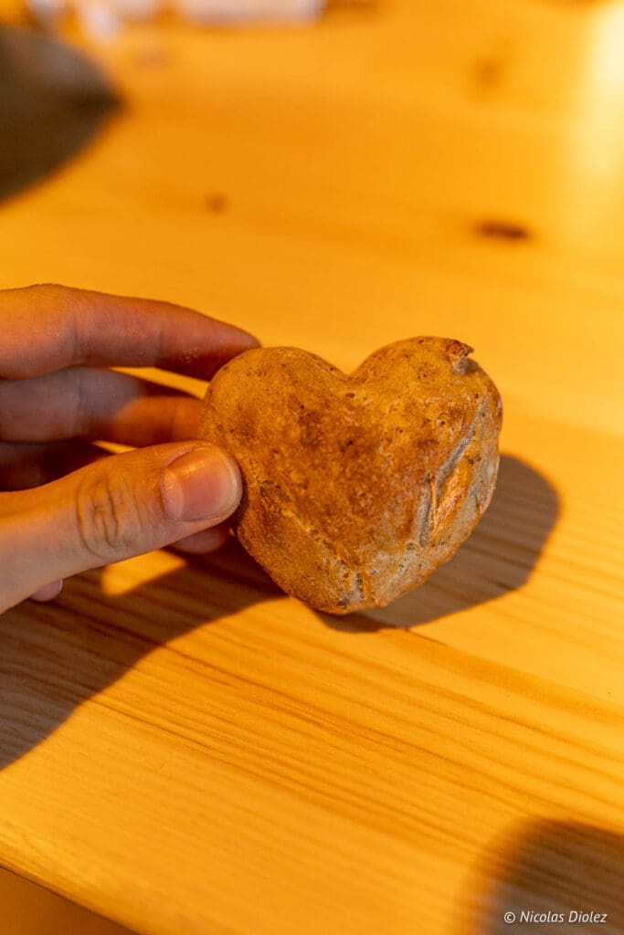 pain en forme de coeur pique-nique Saint-Amour