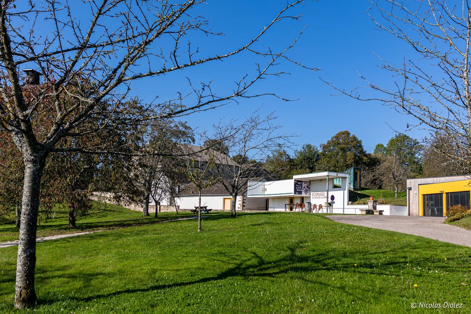 Extérieur de l'Écomusée du Pays de la Cerise dans les Vosges du Sud.