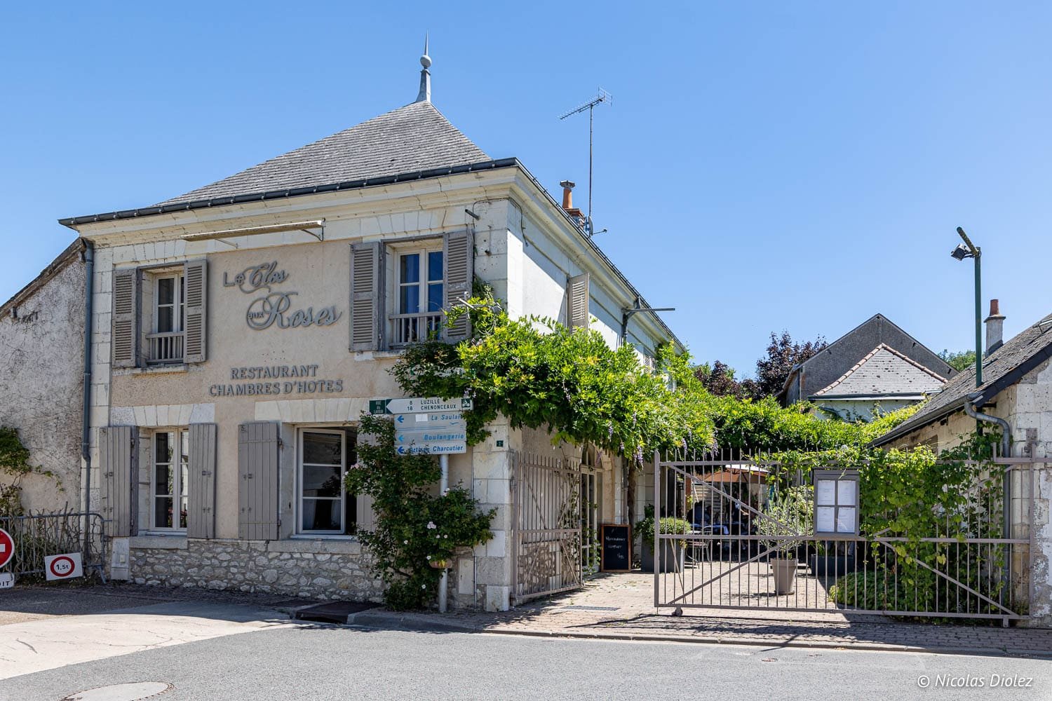 Le Clos aux Roses Restaurant Chambres d'Hôtes à Chédigny, Sud Touraine.