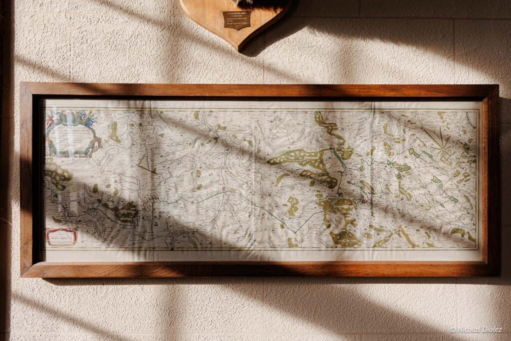 Carte ancienne encadrée du Canal de la Rivière d'Eure au Château de la Rivière.